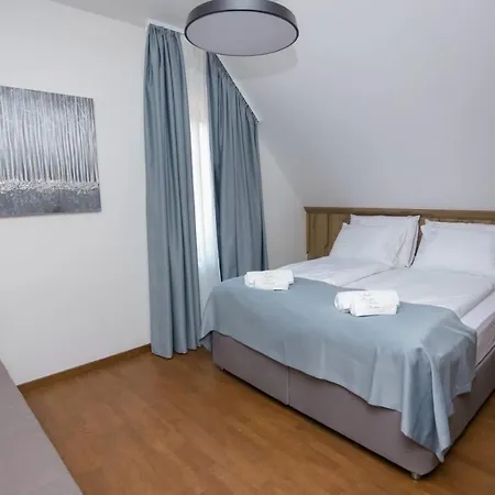 Apartahotel Nivalis 4*