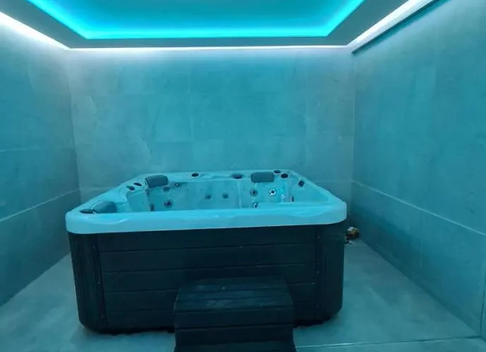 Nivalis Aparthotel 4*